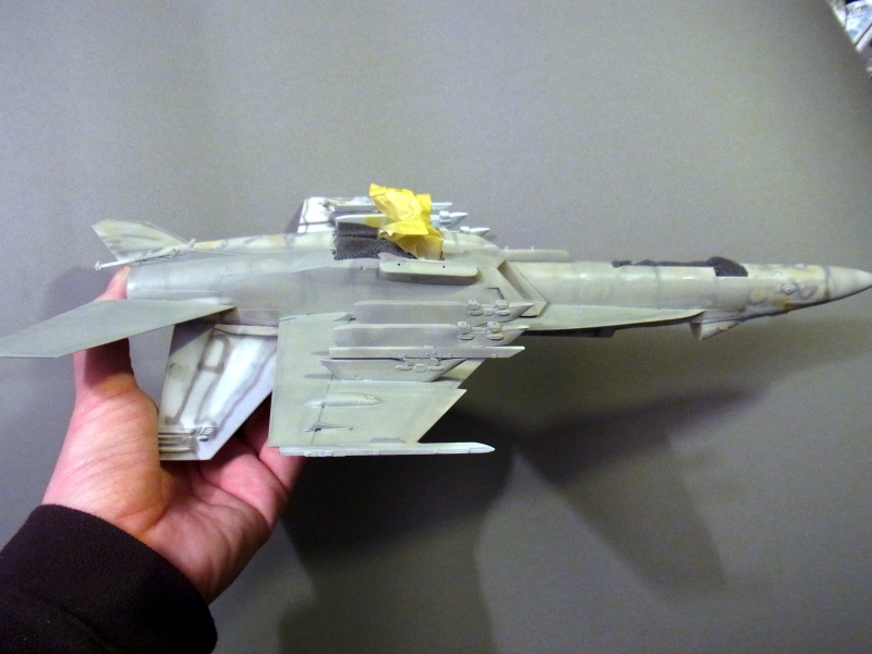 A-4E Skyhawk (Trumpeter) in 1:32 & F/A 18 E Super Hornet (Revell) 1:48 Rimg0157