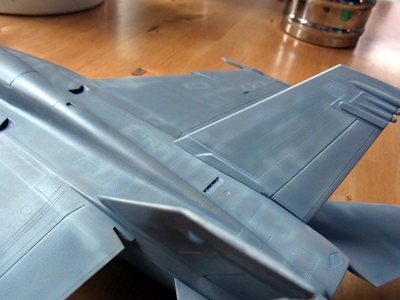 A-4E Skyhawk (Trumpeter) in 1:32 & F/A 18 E Super Hornet (Revell) 1:48 Rimg0169