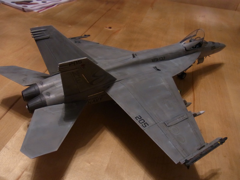 A-4E Skyhawk (Trumpeter) in 1:32 & F/A 18 E Super Hornet (Revell) 1:48 - Seite 2 Rimg0191