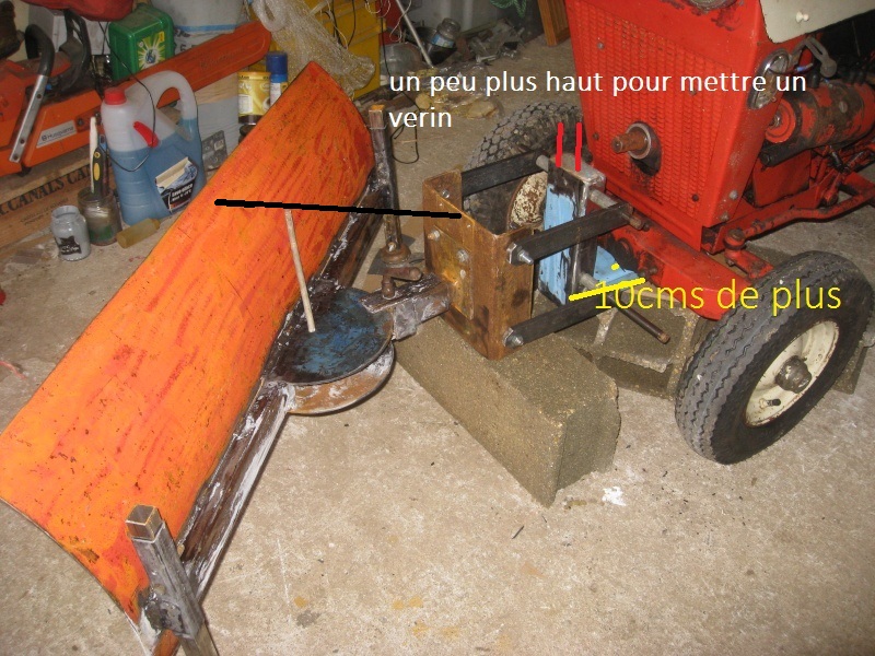 FABRICATION D UNE LAME AV POUR MICRO TRACTEUR - Page 2 Img_0311