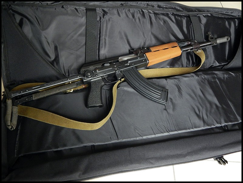 AK 47 et "famille" au sens large  Dscn0120