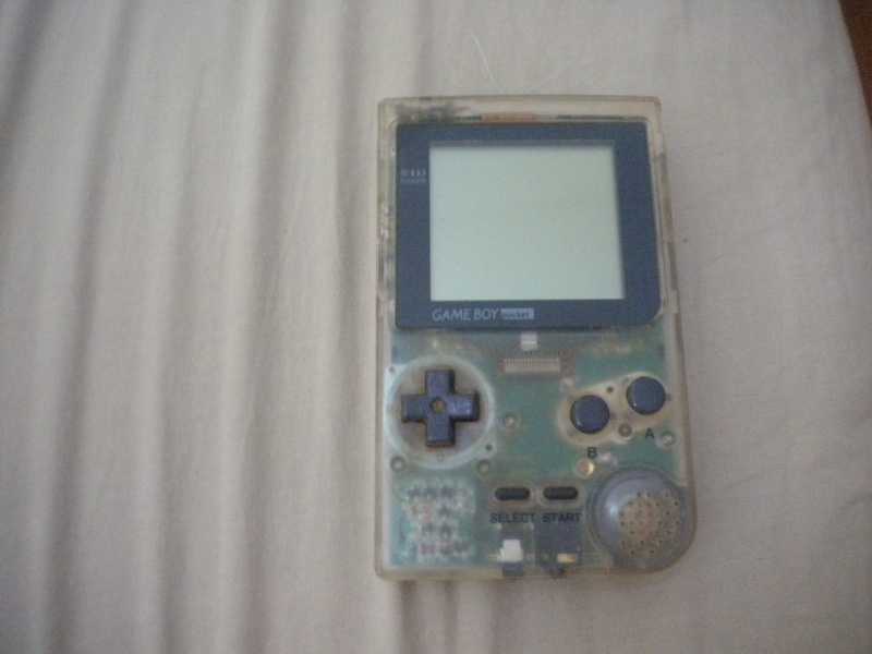 [ESTIM] Game Boy Pocket translucide Dscn4414
