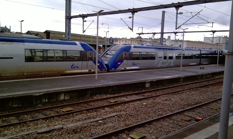 X 72500 en gare de Caen Imag1511