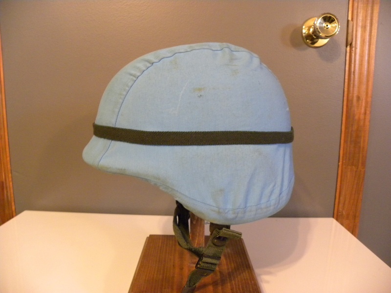 PASGT helmet with UN cover  Dscn8627