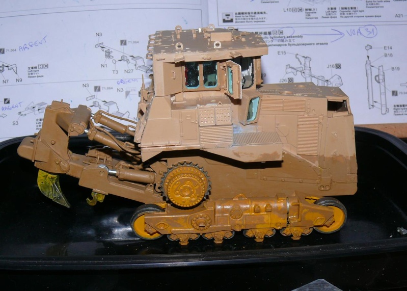 D9R Armoured Bulldozer de MENG Un de plus au club Photo172