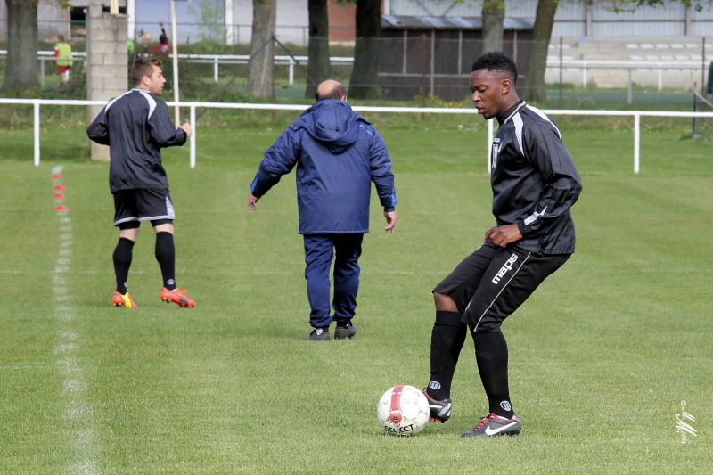 Entraînement du vendredi 18 avril: quelques photos. 323310