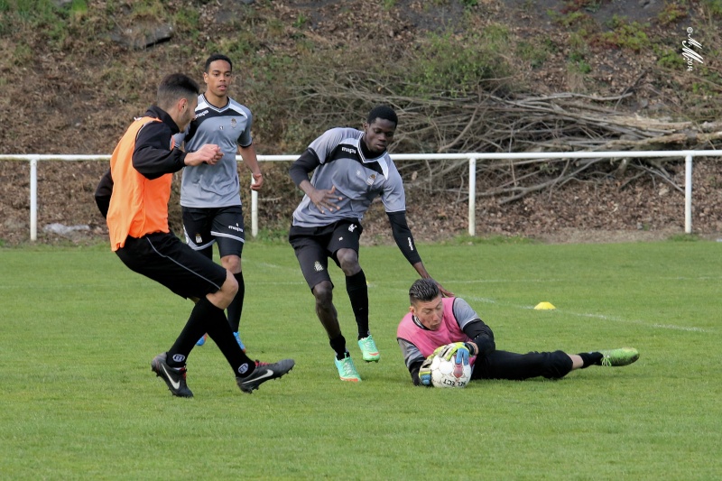 Entraînement du vendredi 18 avril: quelques photos. 324910