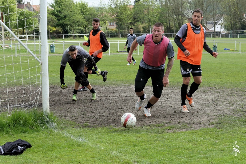 Entraînement du vendredi 18 avril: quelques photos. 339210