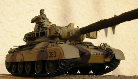 AMX30 B2 Division Daguet 1/35 [HELLER + Azimut]