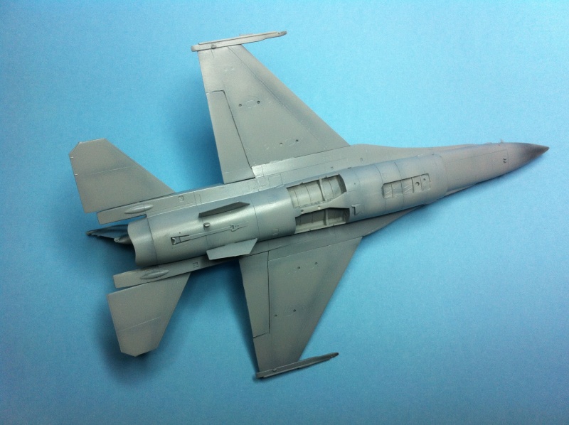 TRIO (!!!) de F-16 (HASEGAWA/ESCI) [1/72]  F-16_i24