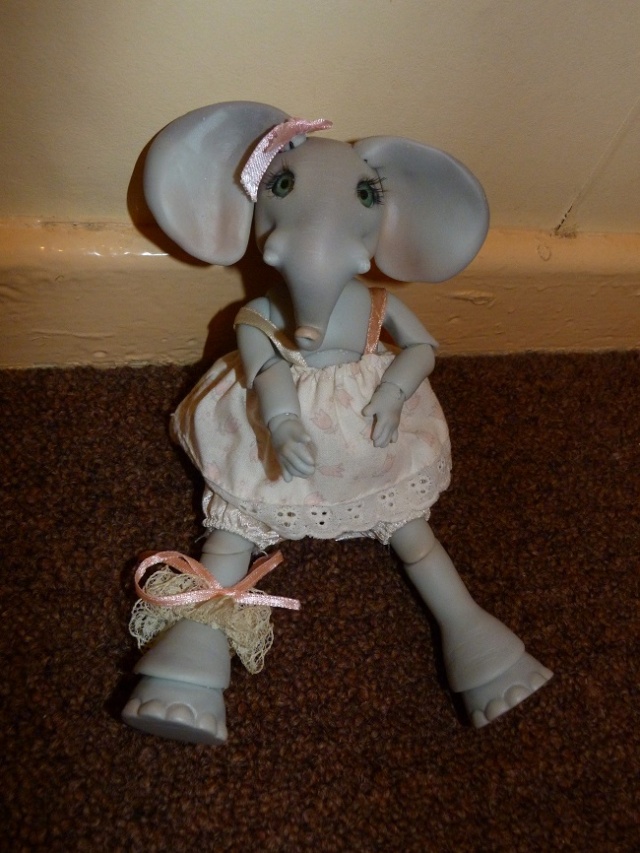 Violette, ma jolie petite Elephante de chez Jesliedolls et Valentine Ldoll110