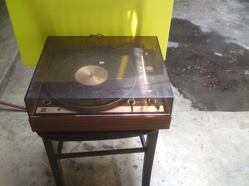dual 701 turntable(Sold) Dsc00114