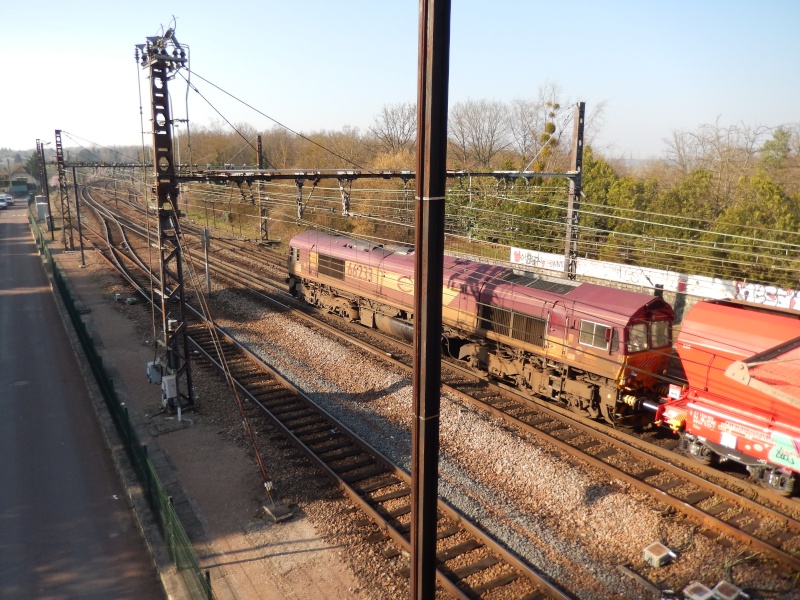 En gare de Moret/Loing le 12 mars 2014 Dscn0524