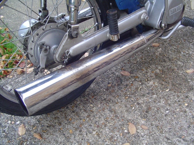 Honda Cub Exhaust on a T80 Dsc03210