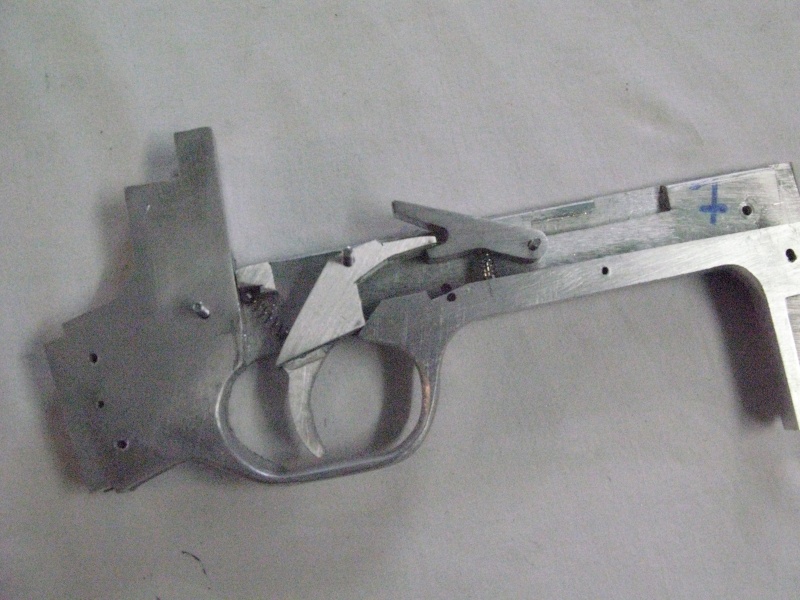 UD M 42 SUBMACHINE GUN MARLIN 2810