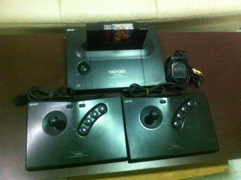 Neo Geo AES Euro + 2 stick + jeu Img_0210