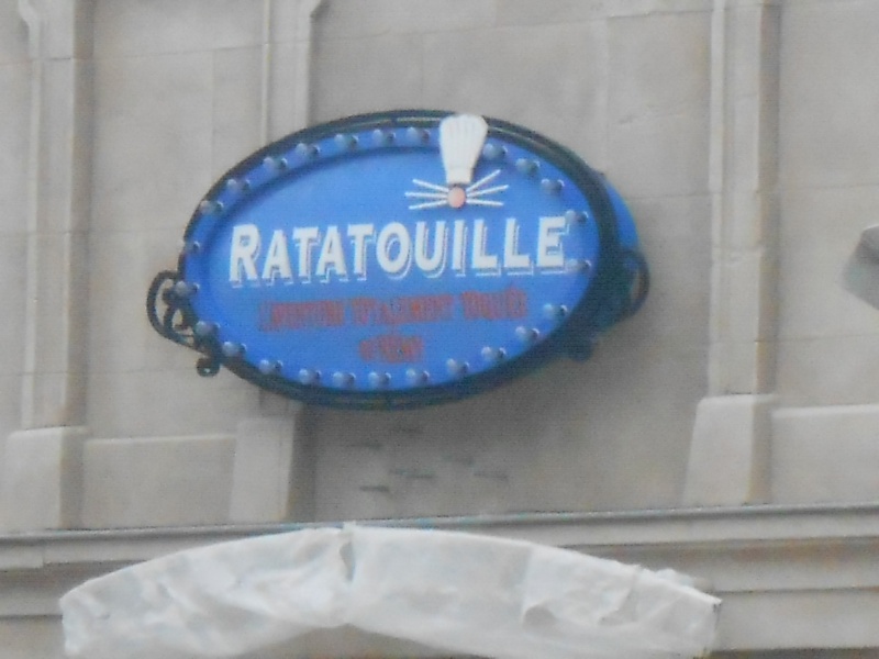 Ratatouille : L'Aventure Totalement Toquée de Rémy [Worlds of Pixar - 2014] - Page 12 2014-020