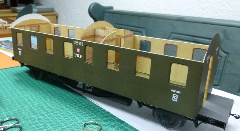 2 Waggons Cid-21 1:25 Modelik fertig P1020052