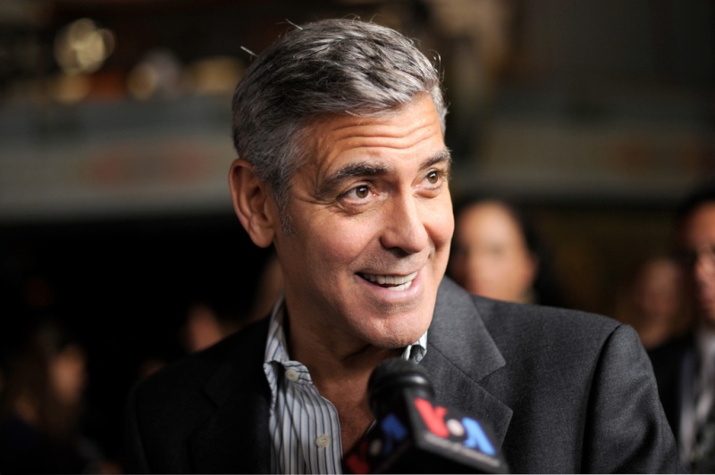 George Clooney at the AFI film fest, 8 Nov 2013, at a screening of August Osage County - Page 2 13-11_38