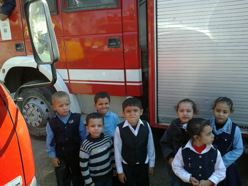 زيارة اطفال روضة التحرير الى مركز الاطفاء بكفر صقر Ousuo436
