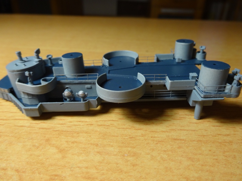 Uss Massachusetts 1/350 Trumpeter - Page 2 Dsc02010