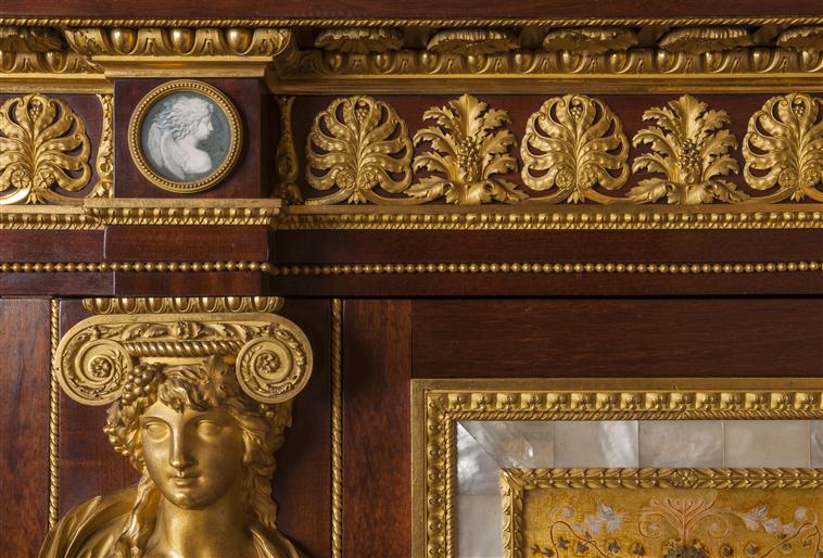 Le mobilier de Marie-Antoinette au château de Versailles 13-58114