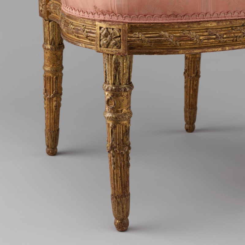 Le mobilier de Marie Antoinette au MET Museum (New York) Dp105610