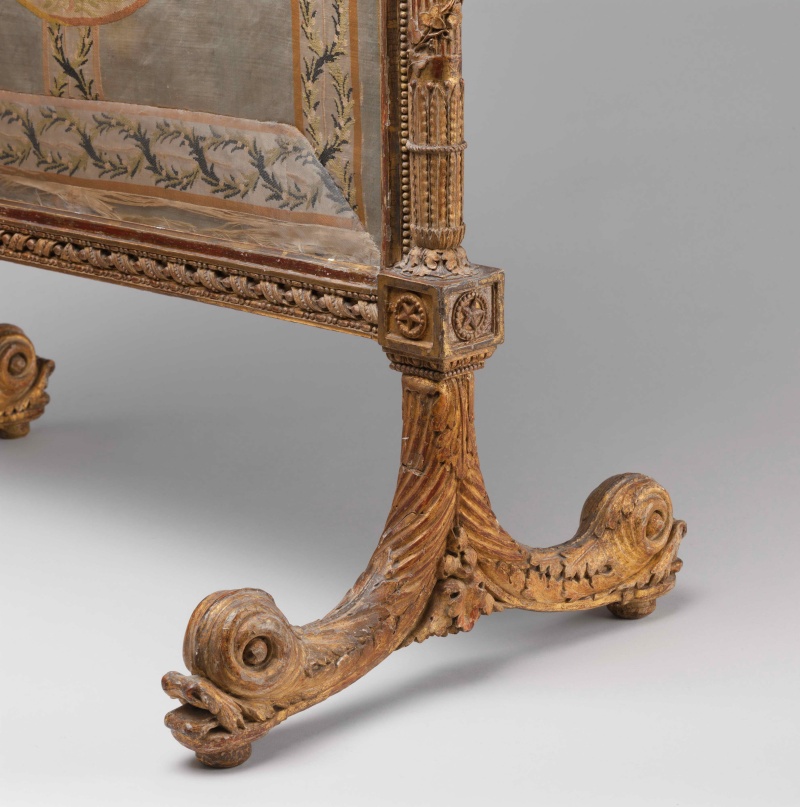 Le mobilier de Marie Antoinette au MET Museum (New York) Dp113113