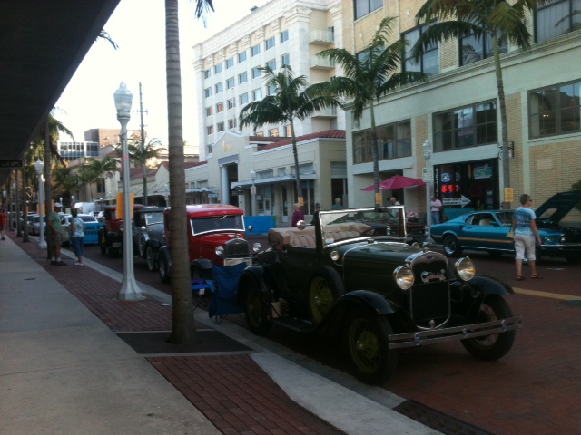 Down town Fort Myers Car310