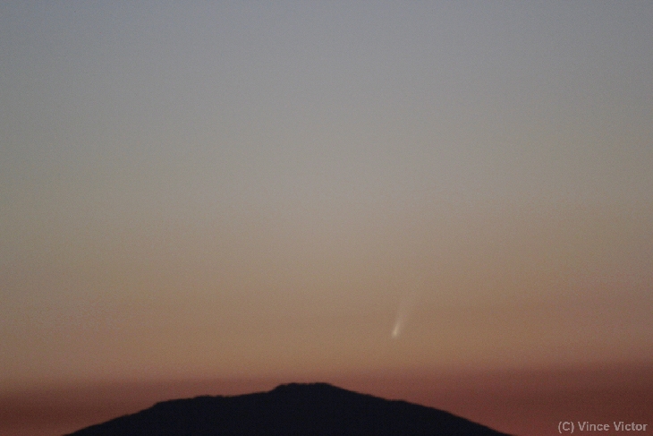 comet ISON was photographed in cali yesterday morning in the DAYLIGHT Vince-10