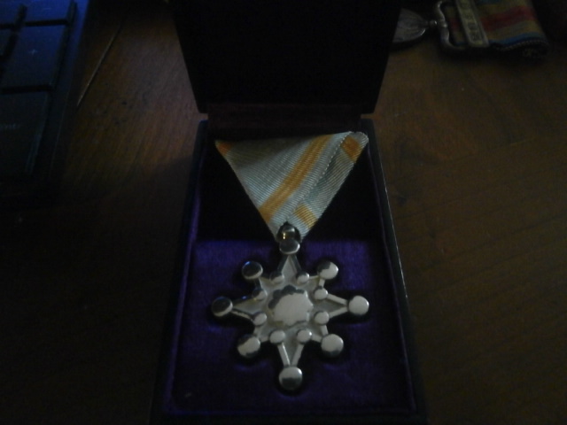 medaille japonaise ww2 P3260213