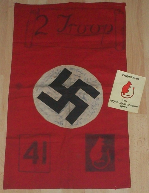 Drapeau allemand, prise de guerre de la 7th Armoured Division [La suite 01/2016] 101_1911