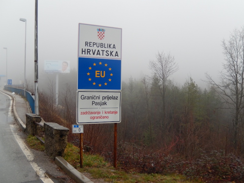 Passage de la frontière Italano-slovano-croate le 04.01.2014. Dscn2313