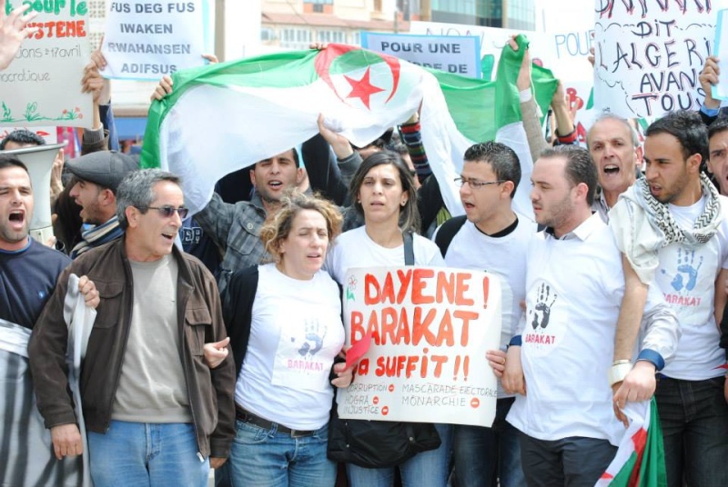 Mouvement "barakat" : Photos du SIT IN du 02 Avril 2014 à Béjaia - Page 2 1143