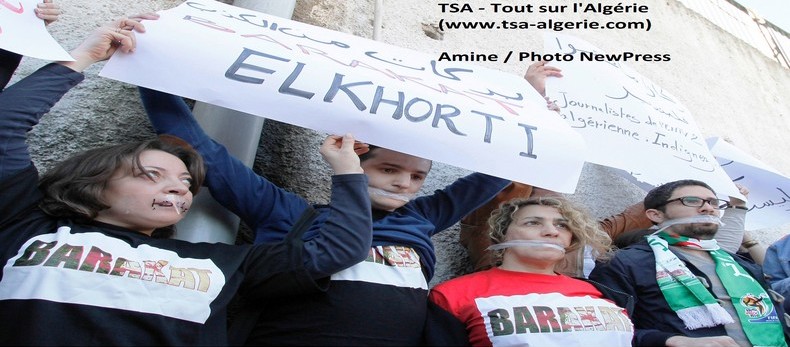 Mouvement "barakat" : Photos du SIT IN du 02 Avril 2014 à Béjaia 60980-10