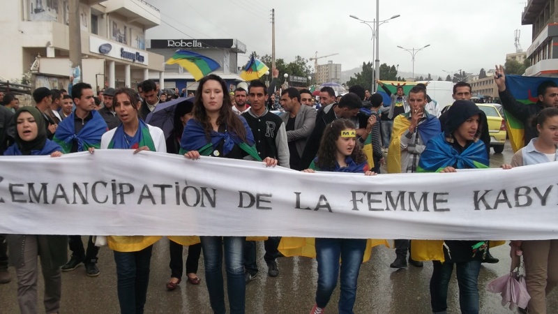 Pour l'emancipation de la femme kabyle Dscf1610