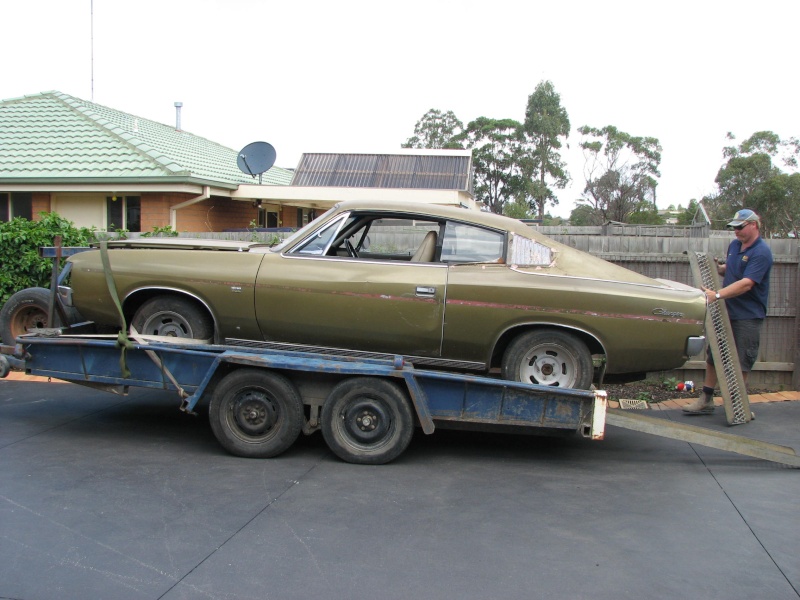 Car of the Month  Graeme's Stunning 71 Charger 00110