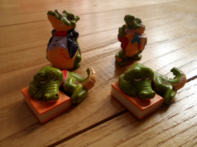 Sorprese Kinder personaggi vari dipinti a mano Sam_3315