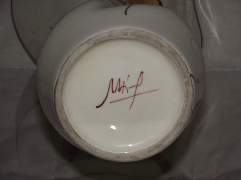 signature vase ceramique... Dscf3219
