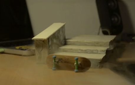 Post Your Fingerboard Park/Plaza - Page 16 Screen27