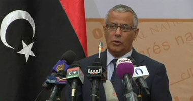 طرابلس : رئيس الوزراء الليبي خطفه مسلحون من فندق كورتينيا  11020110