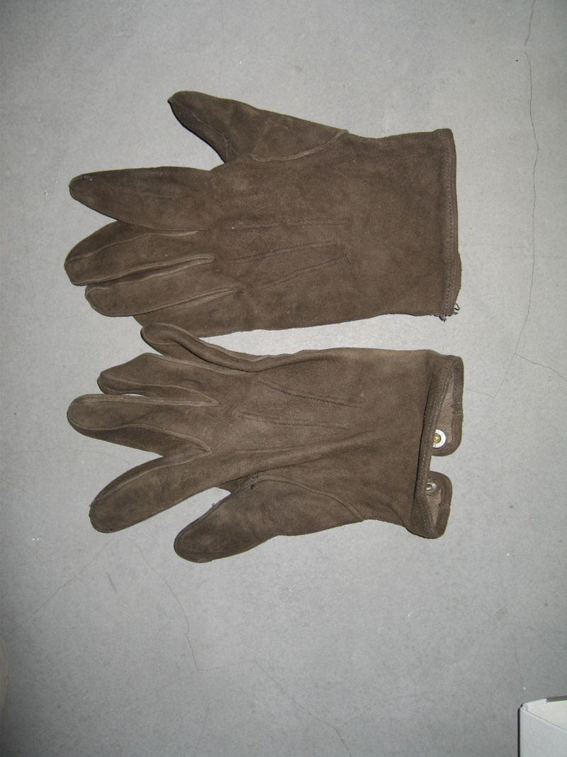 Authentification paire de gants en cuir Uitrus12