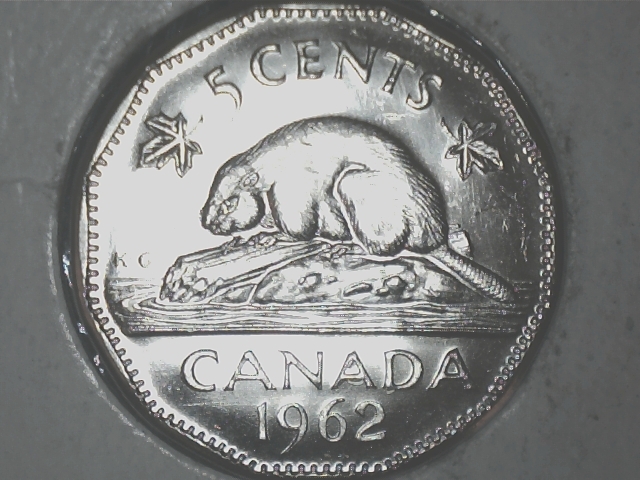 1962 - Éclats de Coin dans "A" de CANADA (Die Chip "A") Desing10