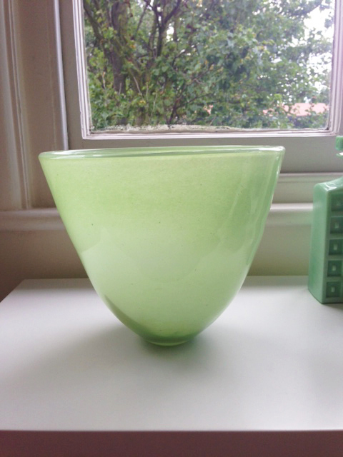 Huge cased bowl/vase Monart - like? ID help please! Photo_26