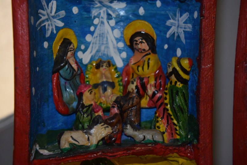 Crèche retable à transporter (Pérou) Dsc_7819