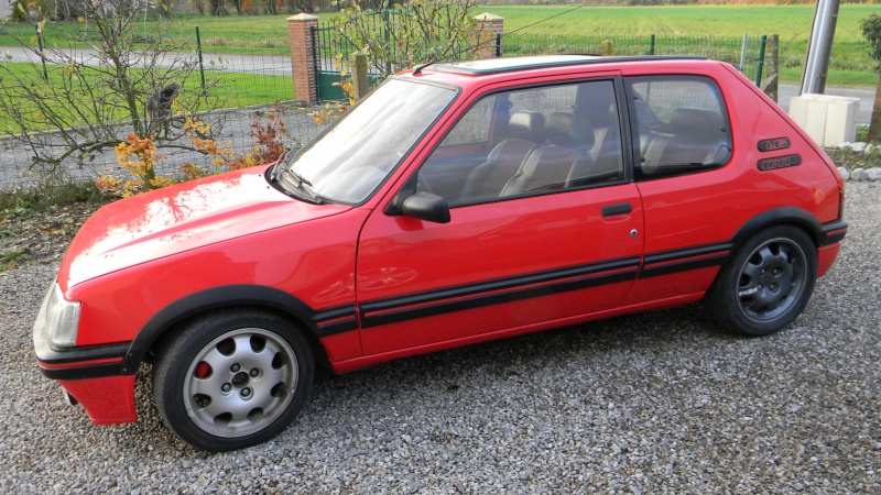 [cossav]  205 GTI (TCT) - 1900 - rouge - 1987 Dscn1110