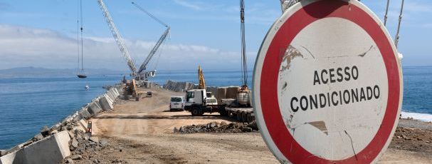 Aniversário Porto de Sines celebra 36 anos com homenagem ao seu primeiro dirigente Naom_510