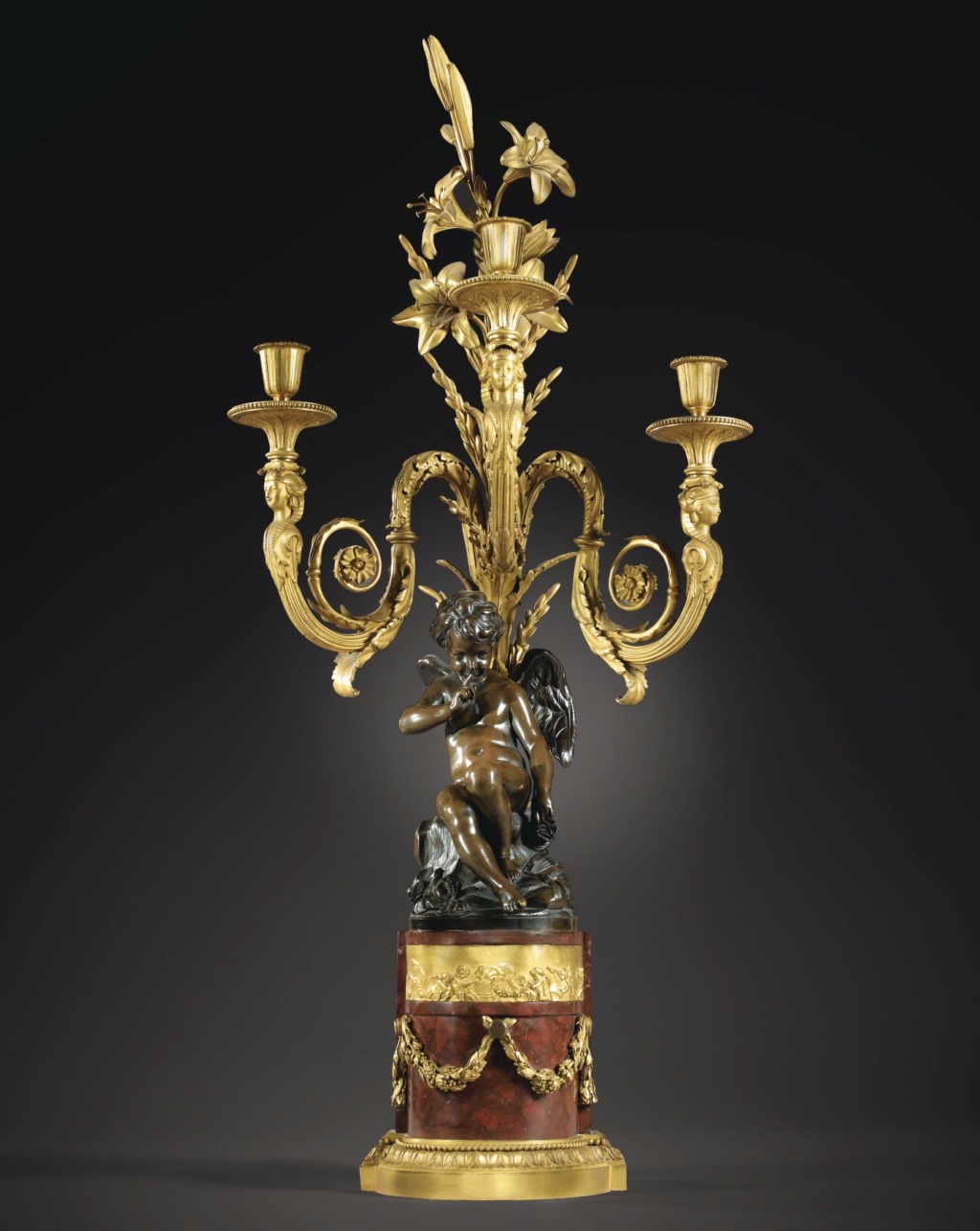 L'Amour menaçant de Falconet, l'oeuvre sculptée la plus reproduite au XVIIIe siècle et après ?  008pf111