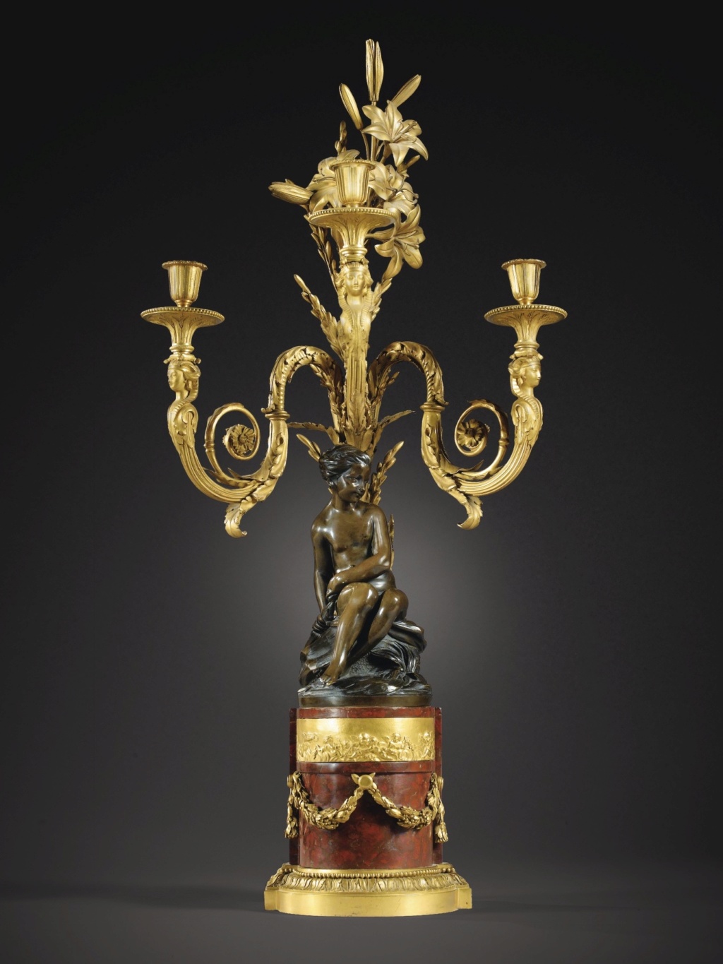 L'Amour menaçant de Falconet, l'oeuvre la plus reproduite au XVIIIe siècle et après ?  009pf111