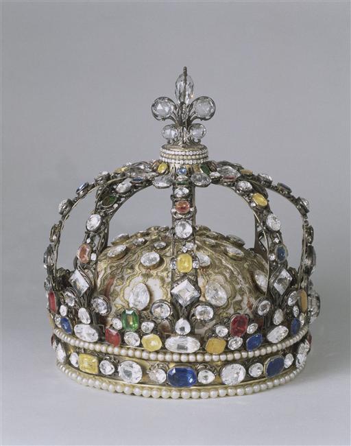 Les couronnes de la reine Marie Leszczynska et du roi Louis XV 121
